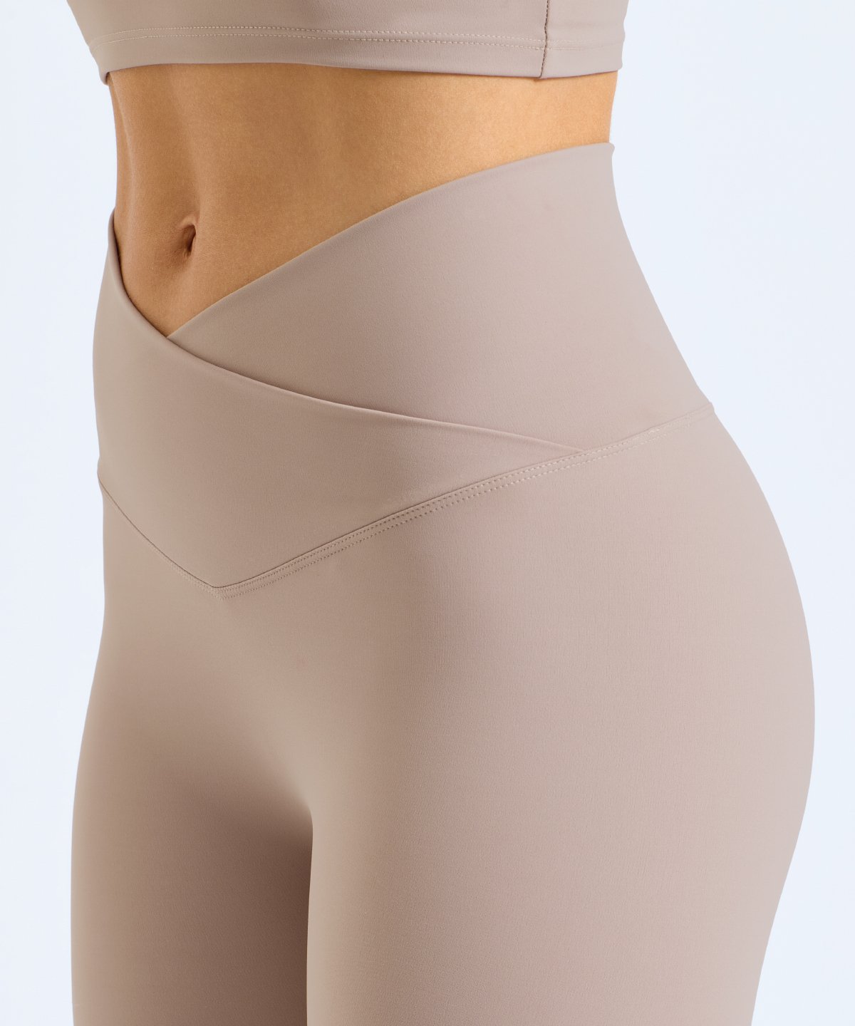 IGNEOUS Luxe crossover leggings